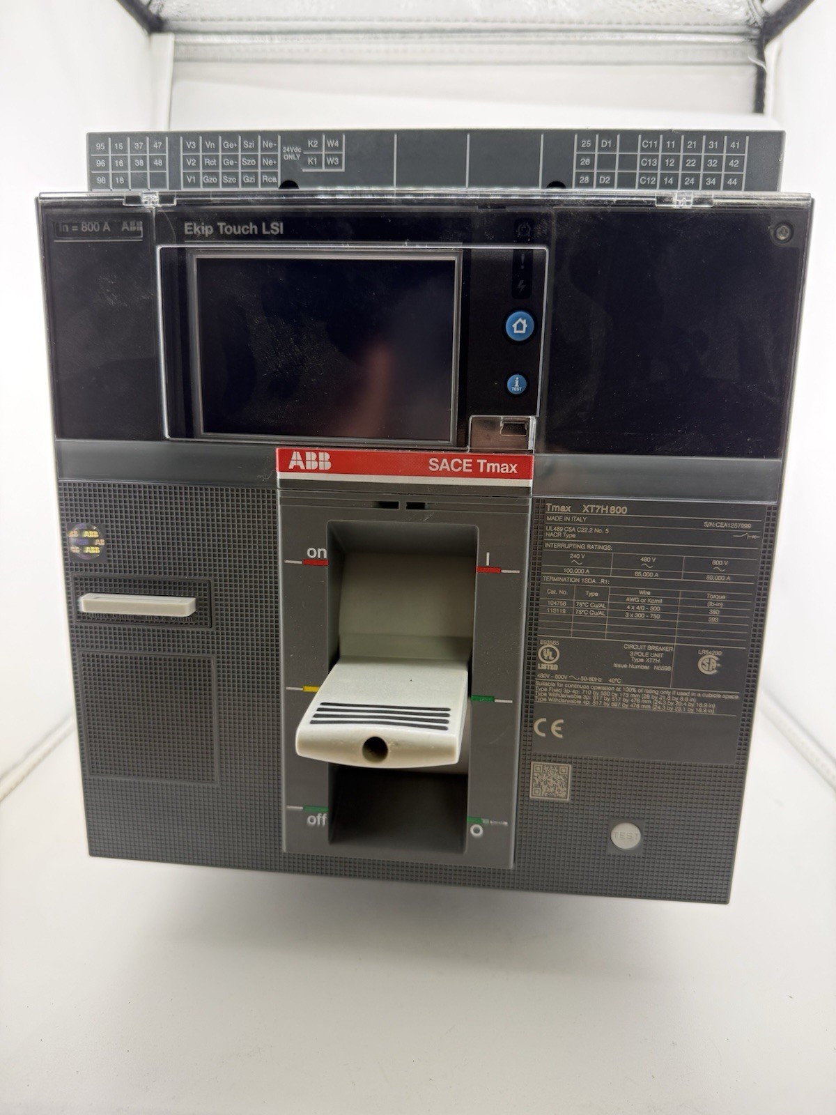 ABB XT7HQ380CPFFZ0GXXX TMAX CIRCUIT BREAKER 800 A 3P EKIP TOUCH LSI