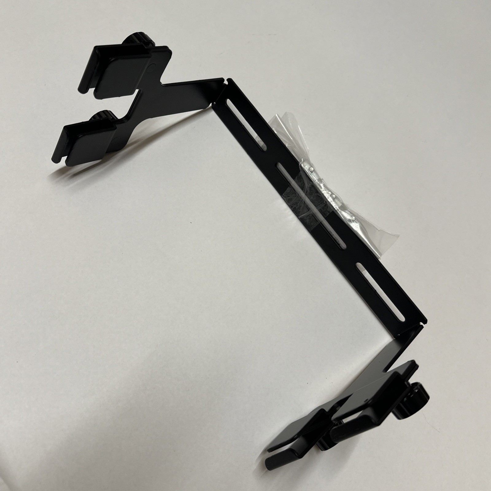 CommScope FGS-HTBK-12-5 Horizontal Tool-less 12 inch Bracket for 4x12” System