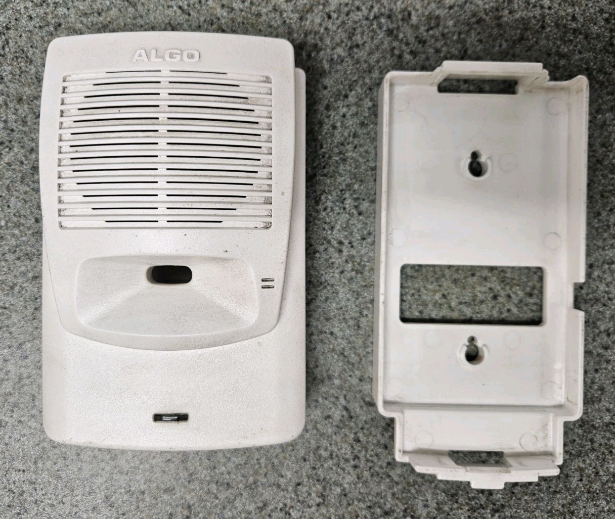 Algo 8180 SIP Audio Alerter Speaker W/ Wall Mount
