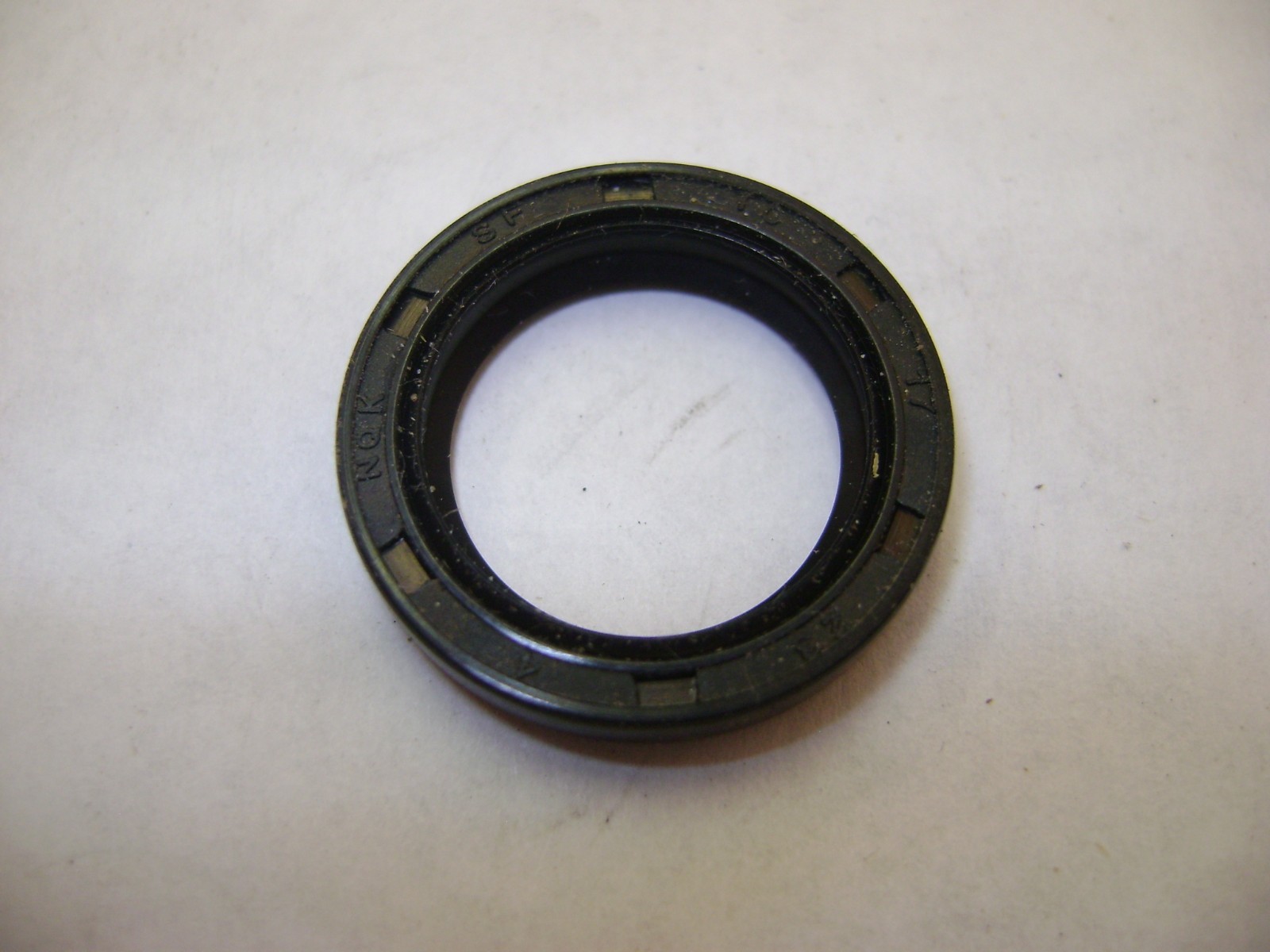 NEW TC 17X23X4 DOUBLE LIPS METRIC OIL / DUST SEAL 17mm X 23mm X 4mm