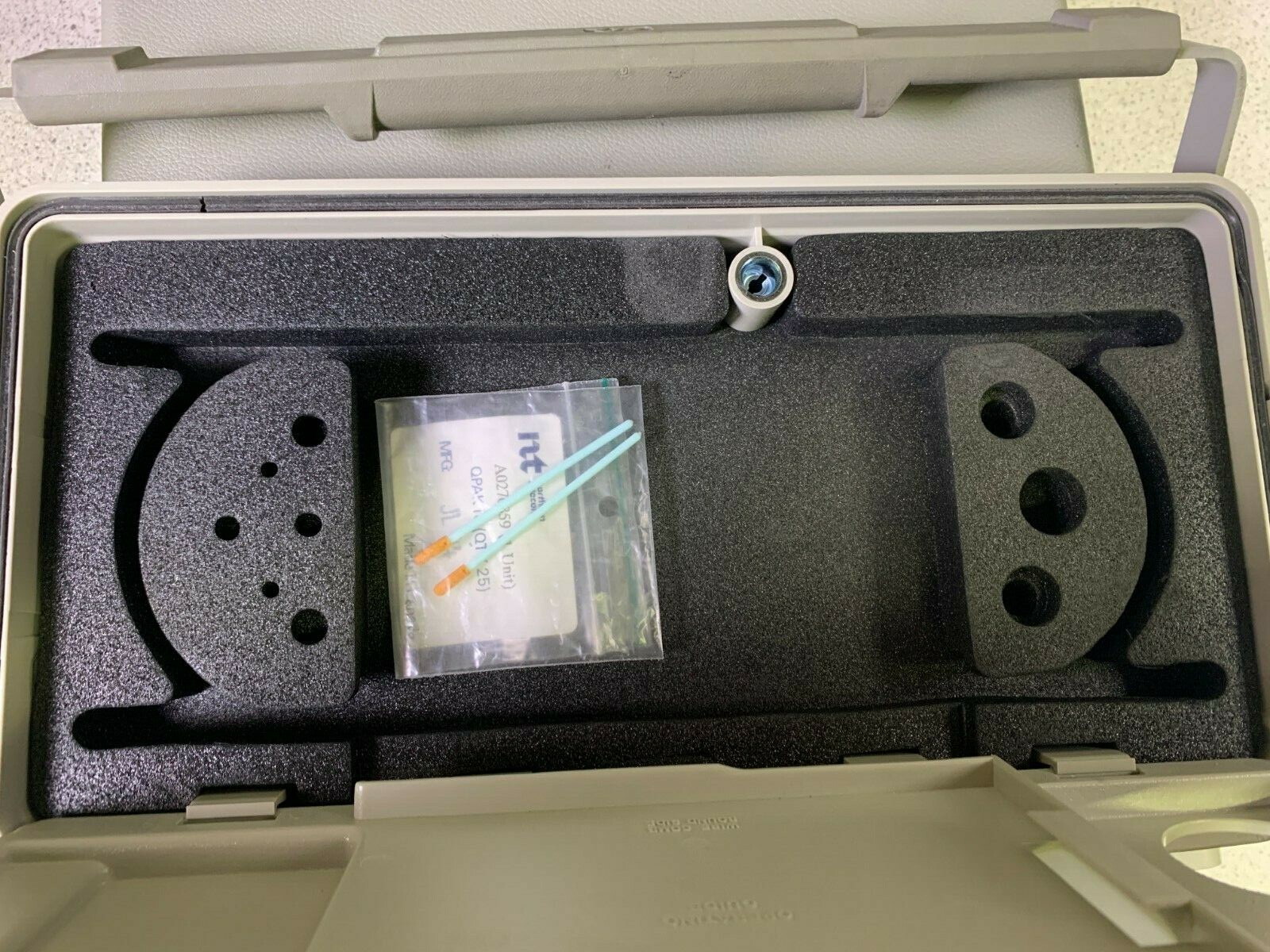 Hewlett Packard 8146A Optical Time Domain Reflectometer Opt1 and Opt3 installed