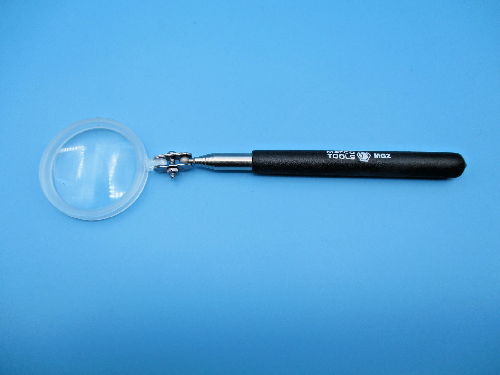 Matco MG2 Magnifying Glass 2 3/8" Round, Telescoping Handle and Adjustable Head
