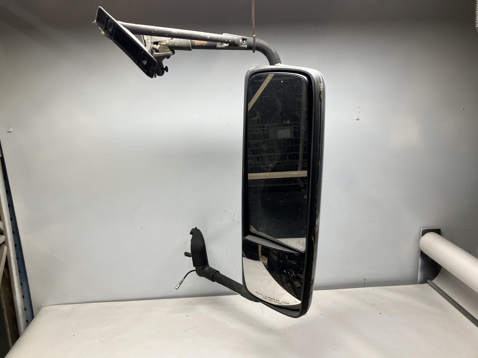 2003-2012 Volvo VNL POLY/CHROME Right/Passenger Door Mirror - Used