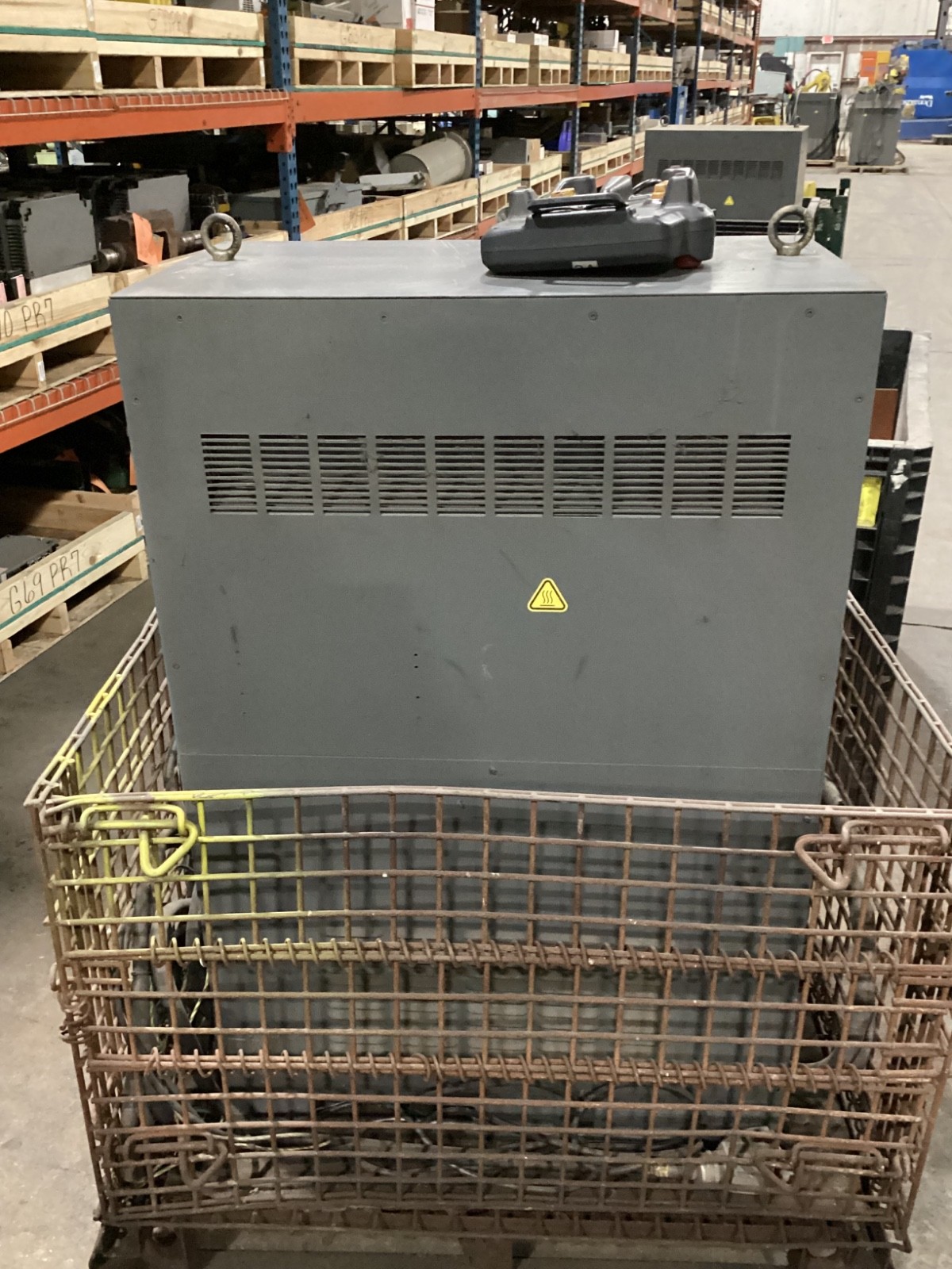 Fanuc M-16IB Robot System R-J3iC Controller #404JM