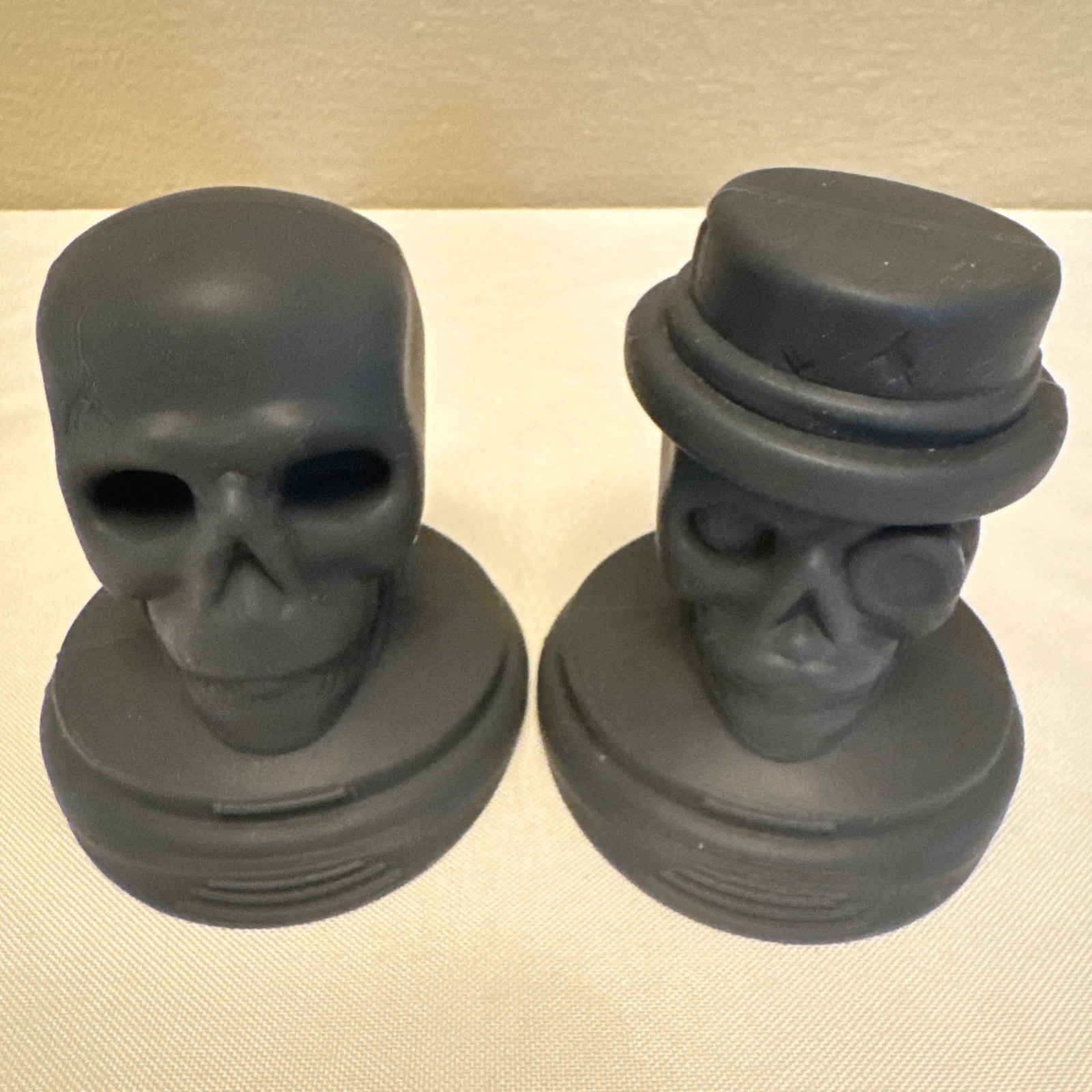2 Black Silicone Tovolo Skull Ice Molds Nice For Halloween