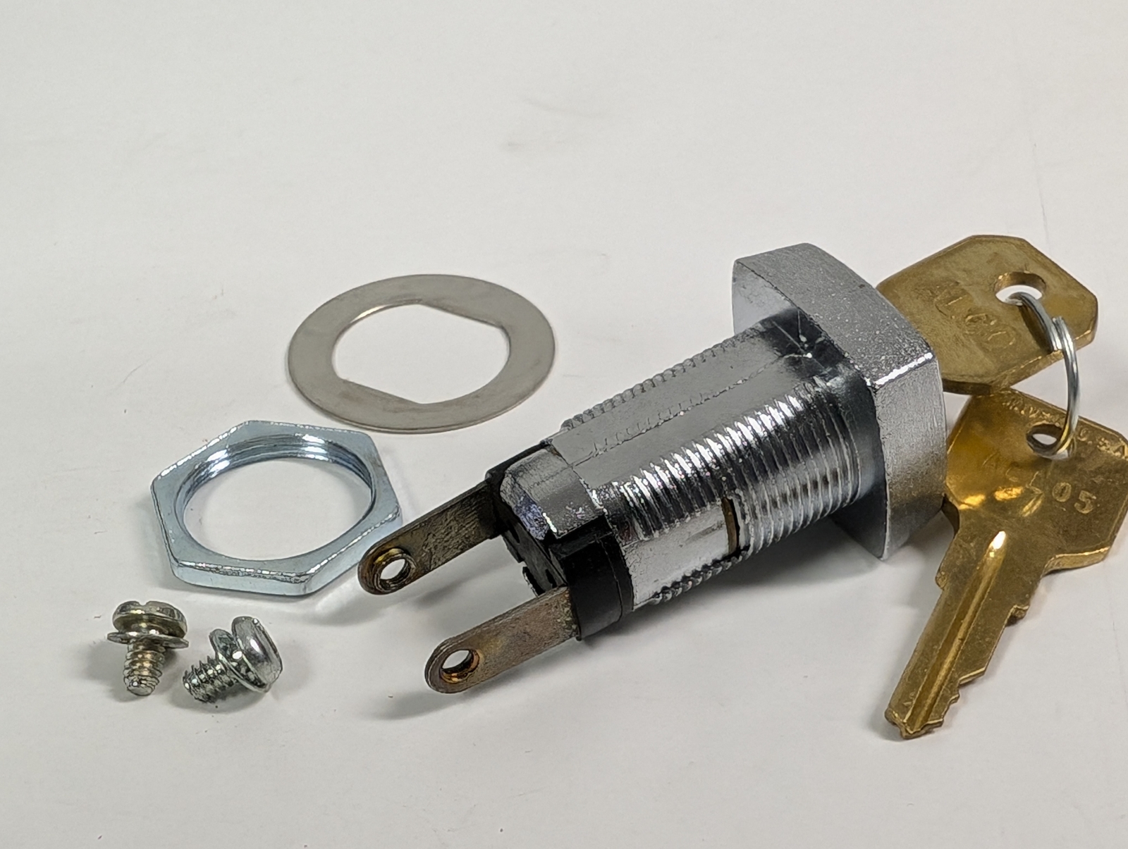 ALCO SPST MOMENTARY-ON KEY SWITCH