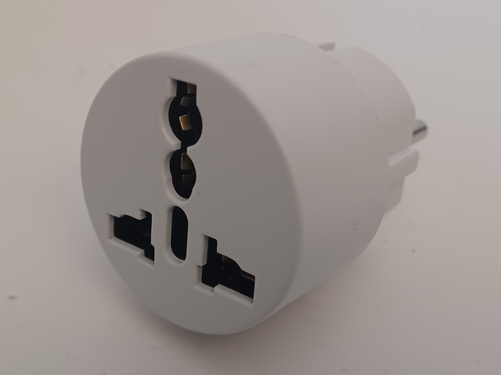 Smart Plug With Power Consumption