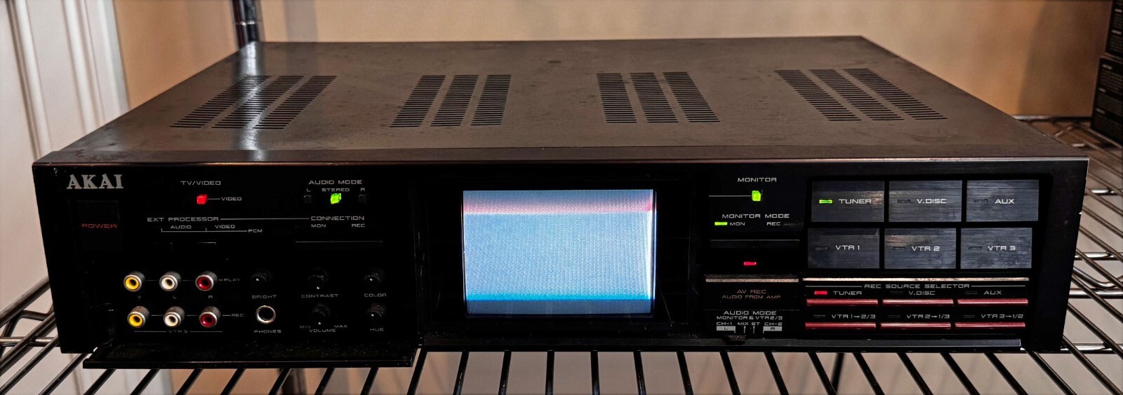 Akai SS-V20 ULTRA RARE Audio Video Selector HiFi 4" CRT Built in Monitor