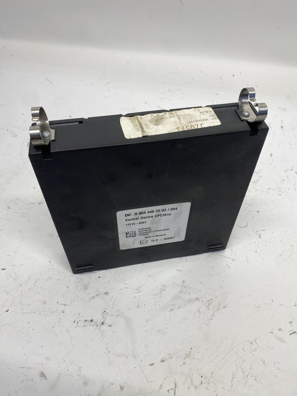 Common Powertrain Control Module A0044462502 for Detroit Diesel DD15 (586-10144)