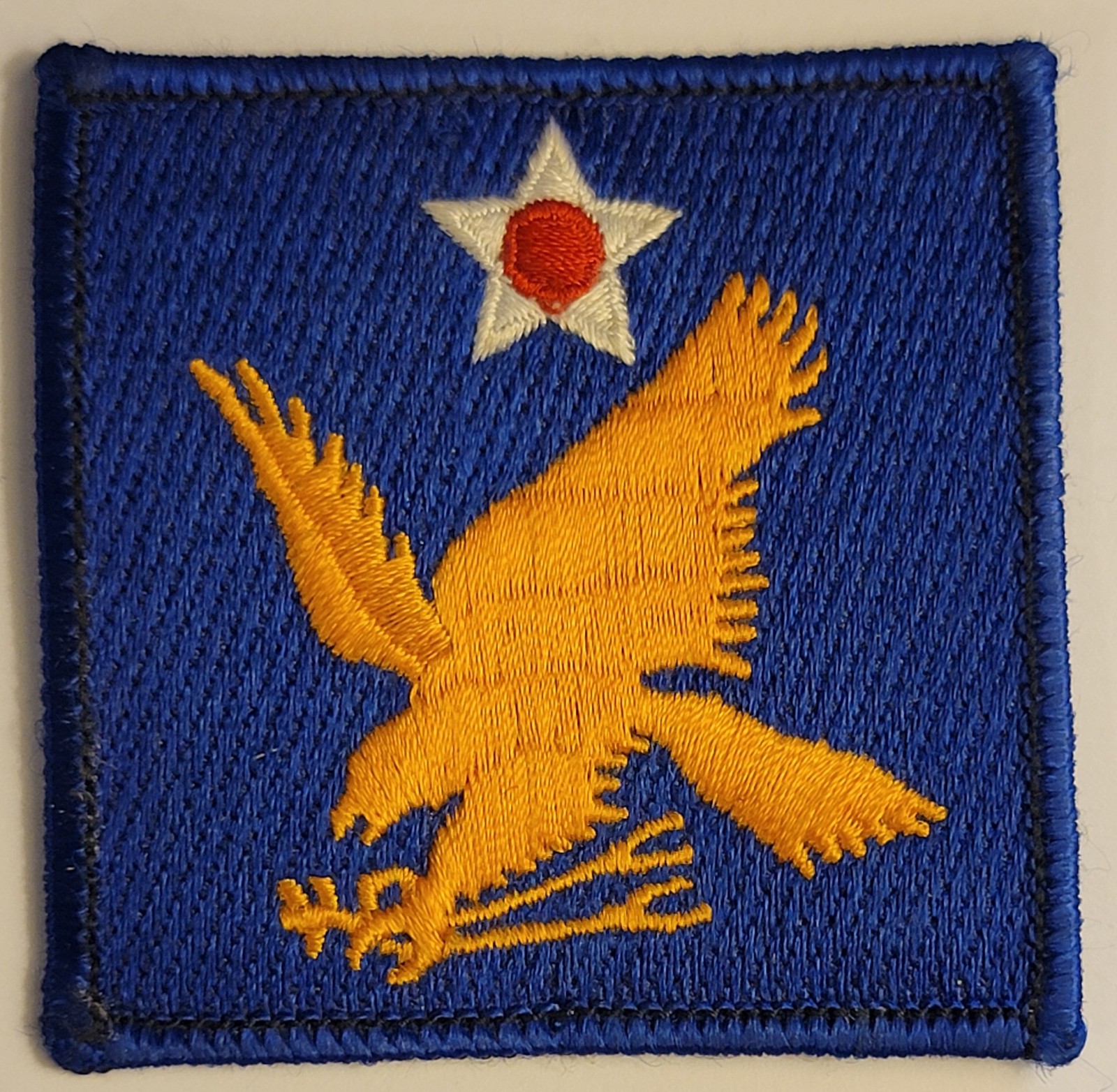Repro WW II 2nd Army Air Force Merrowed Edge & White Back Golden Eagle Patch