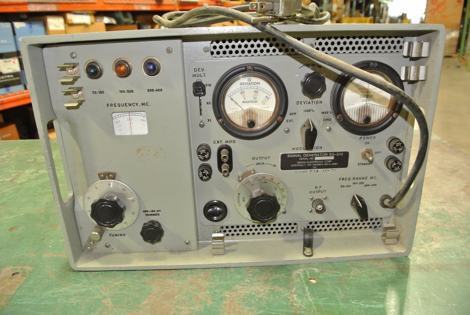 ORION ELECTRONICS CORP. SIGNAL GENERATOR SG-3/U [WHSE2.28A1]
