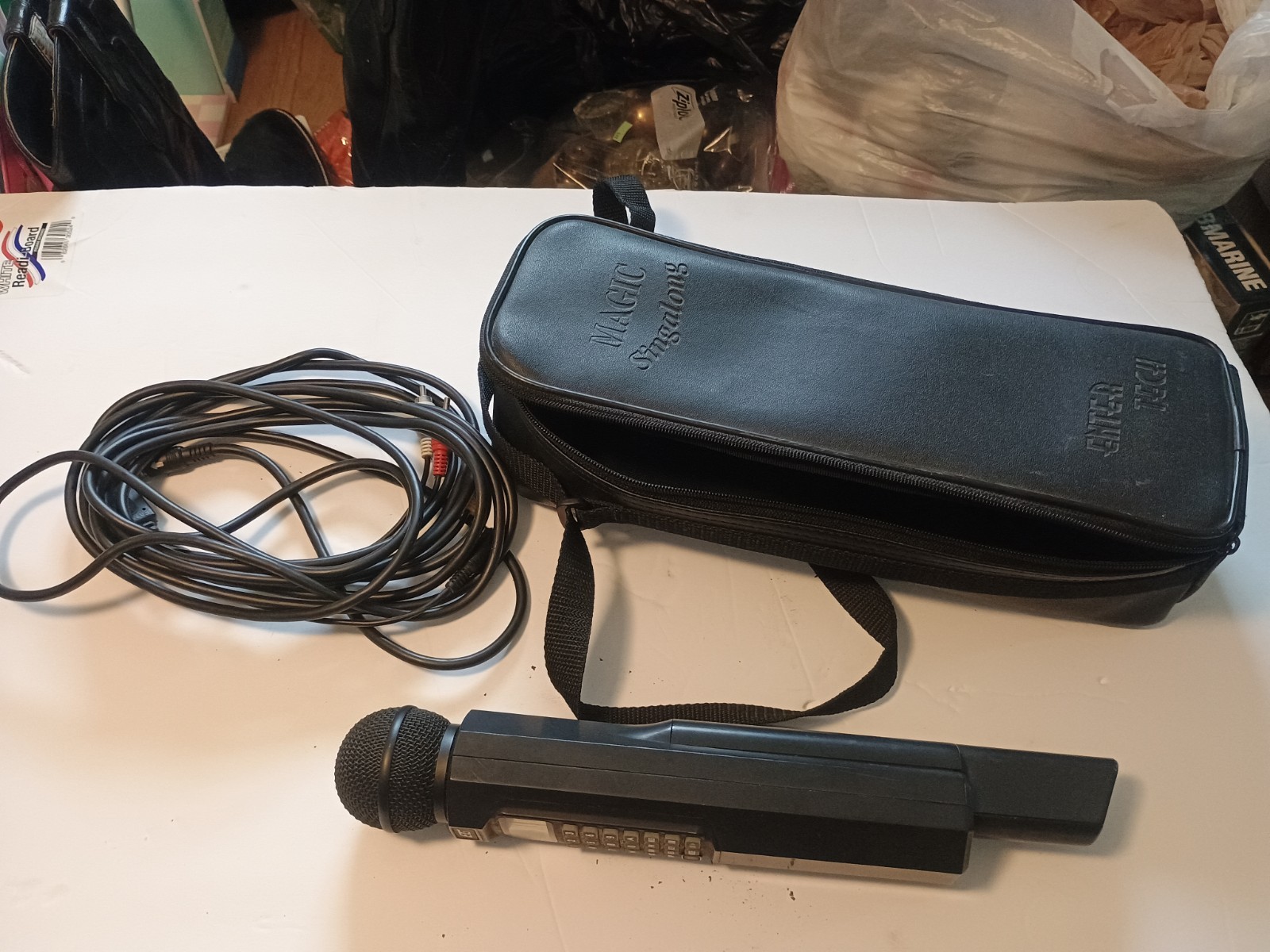 Magic Singalong Eg  + Case & Cables