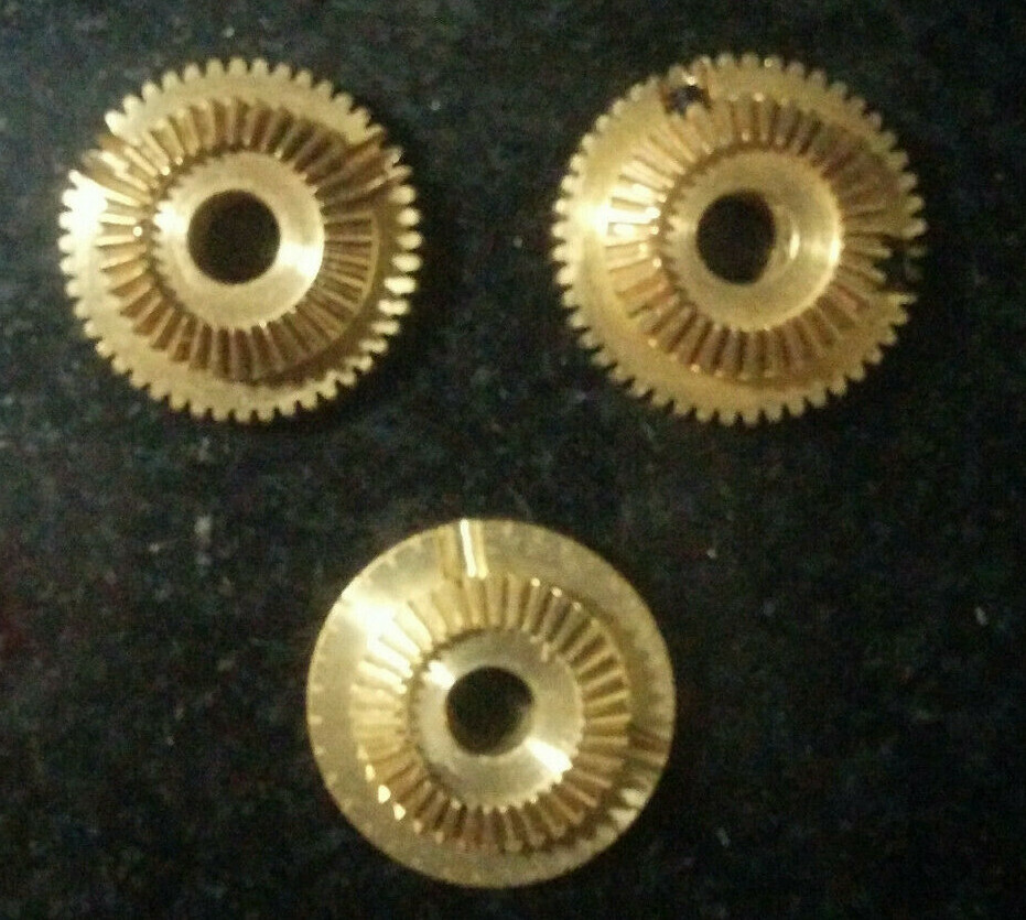 Brass Gears for the HP 8640B Signal Generator