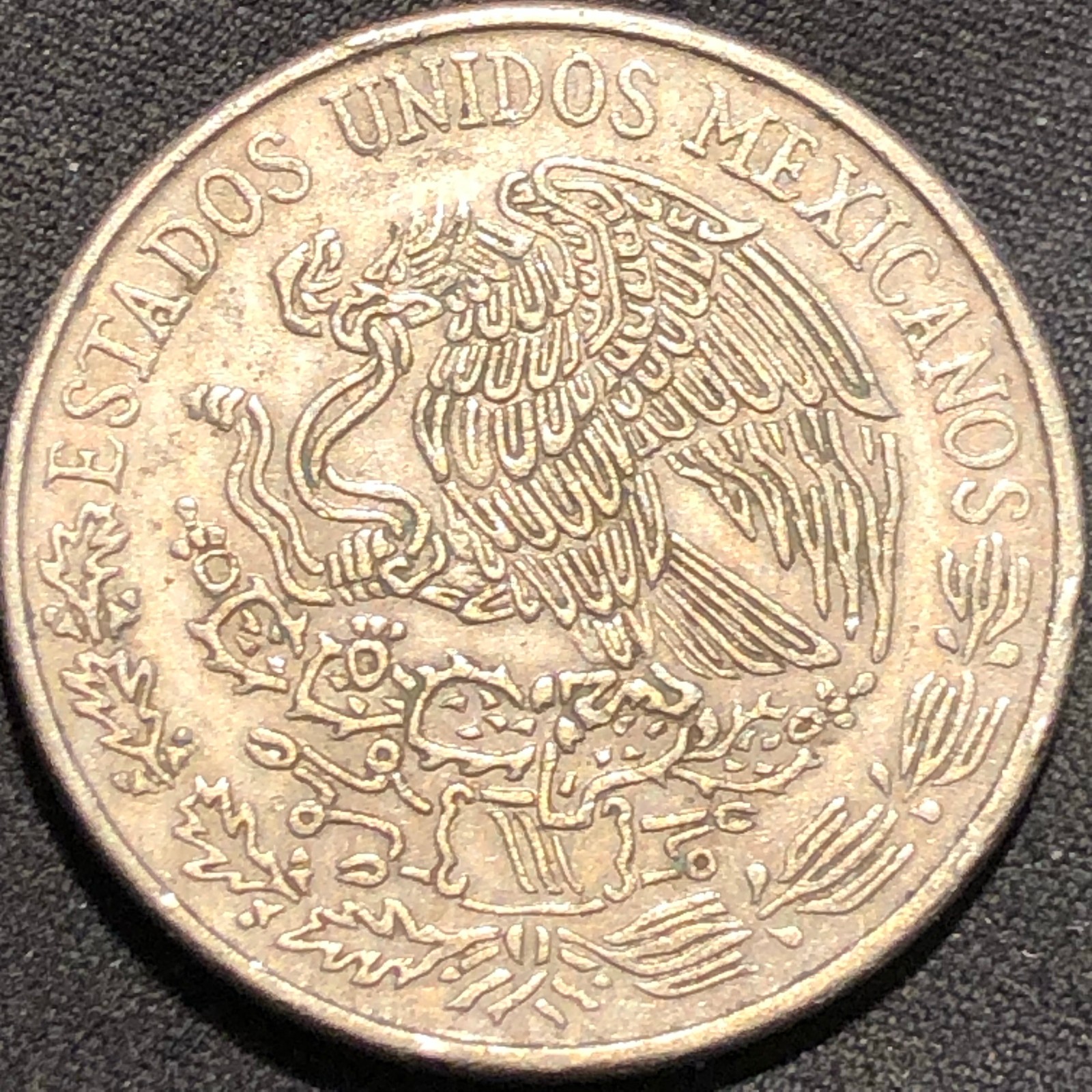 1972 Mexico 50 Centavos Copper-Nickel Coin - XF (Extra Fine) condition