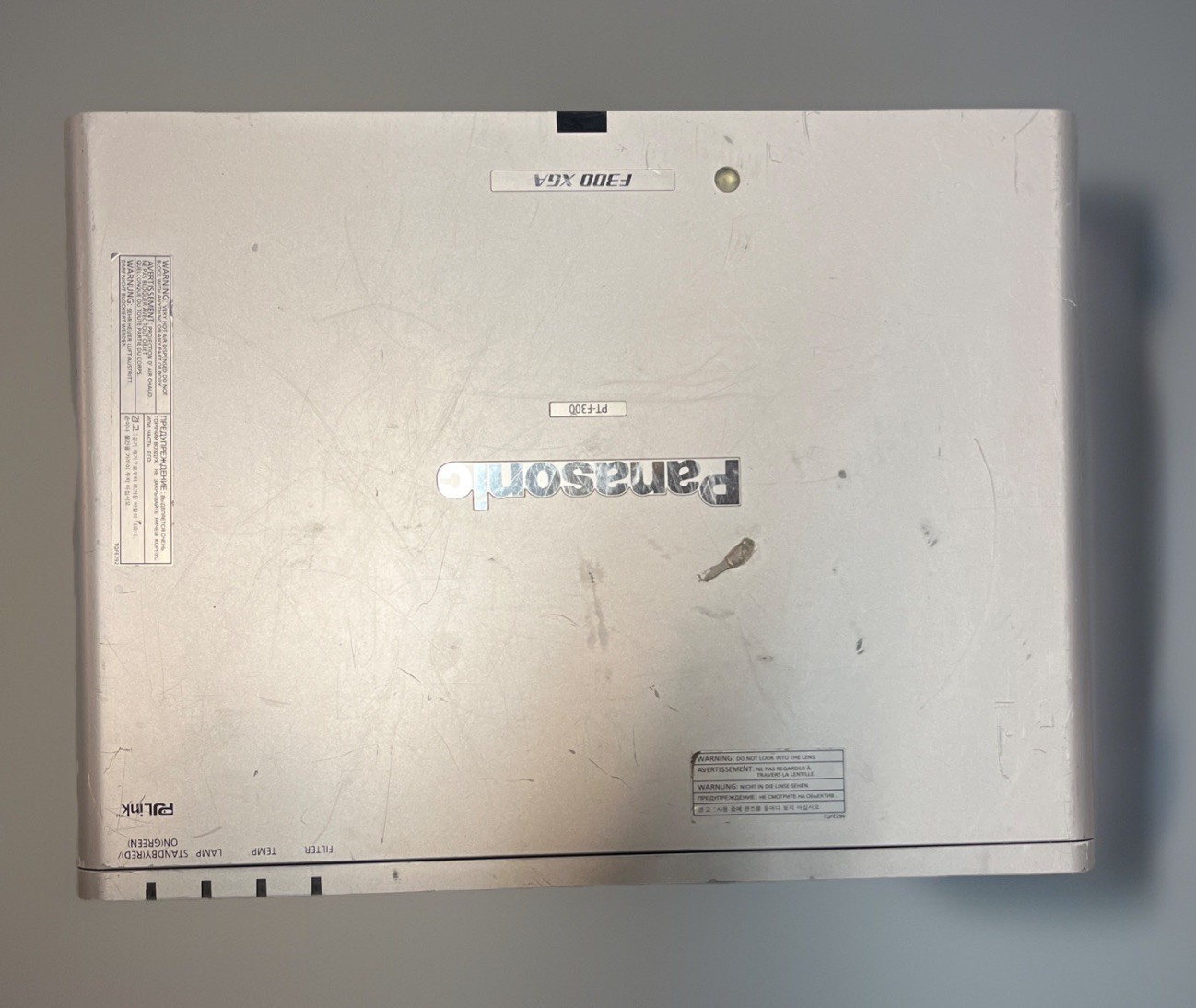 Panasonic PT-F300U XGA LCD Projector 91% Filter