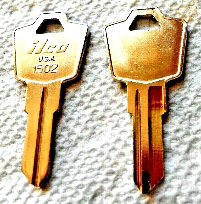 (1)   1502   Key Blank  Made by ILCO