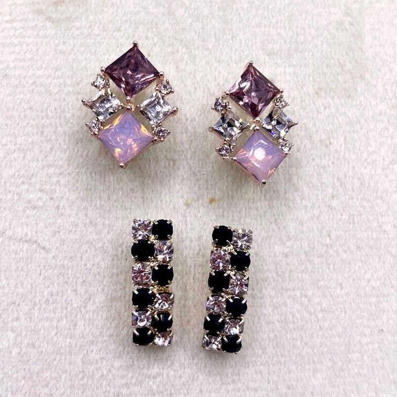 Lot of Two VTG Pairs Of Sparkly Rhinestones Earrings