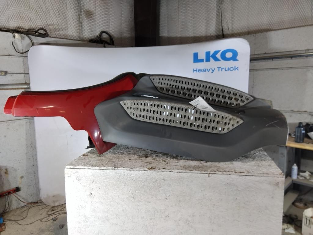 For 2016 PETERBILT 579 SIDE FAIRING Right ,  GA