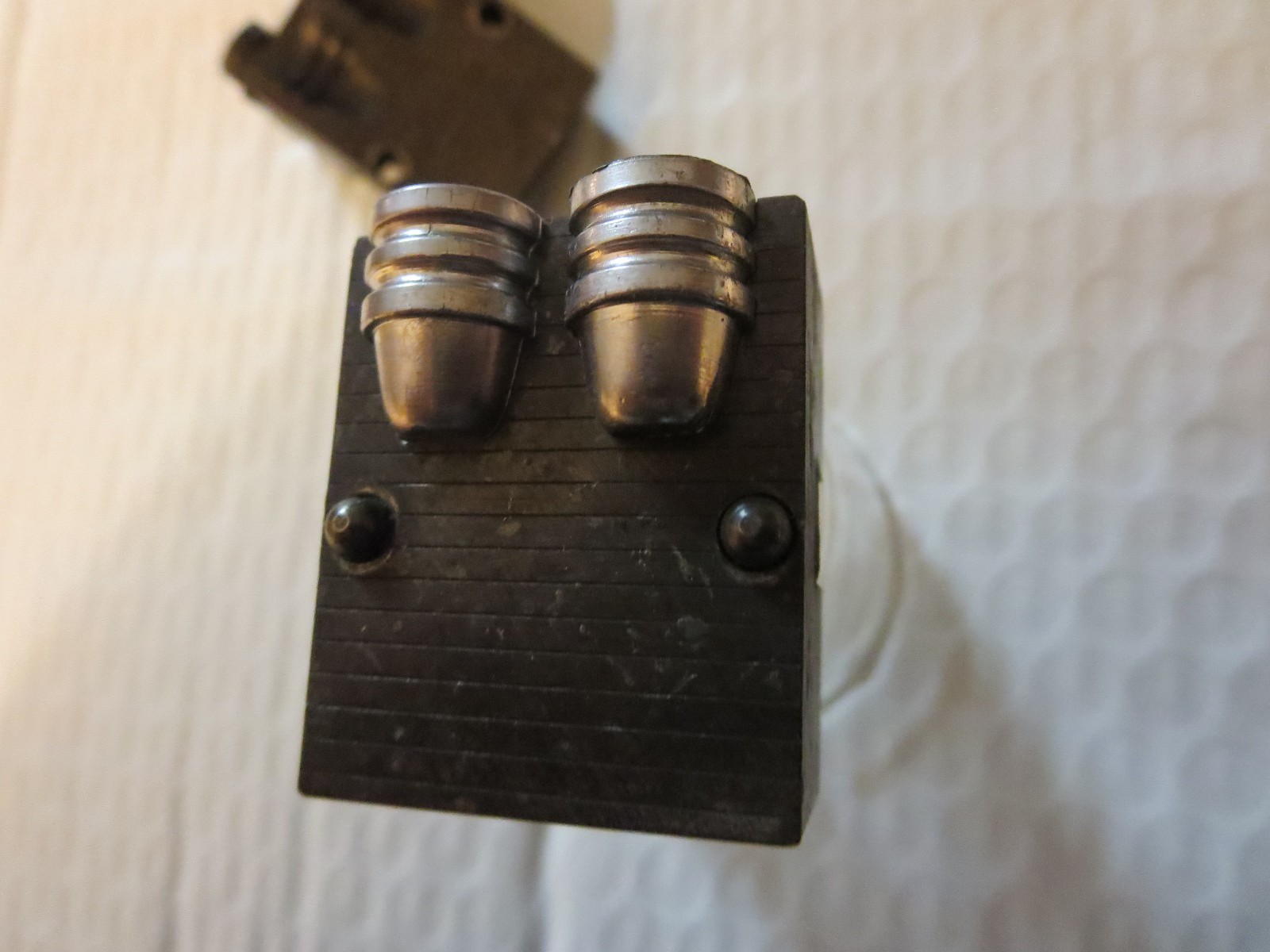 Ideal doub. cav. mold blocks for .452 dia. semi-wad cutter bullets (.45 ACP)
