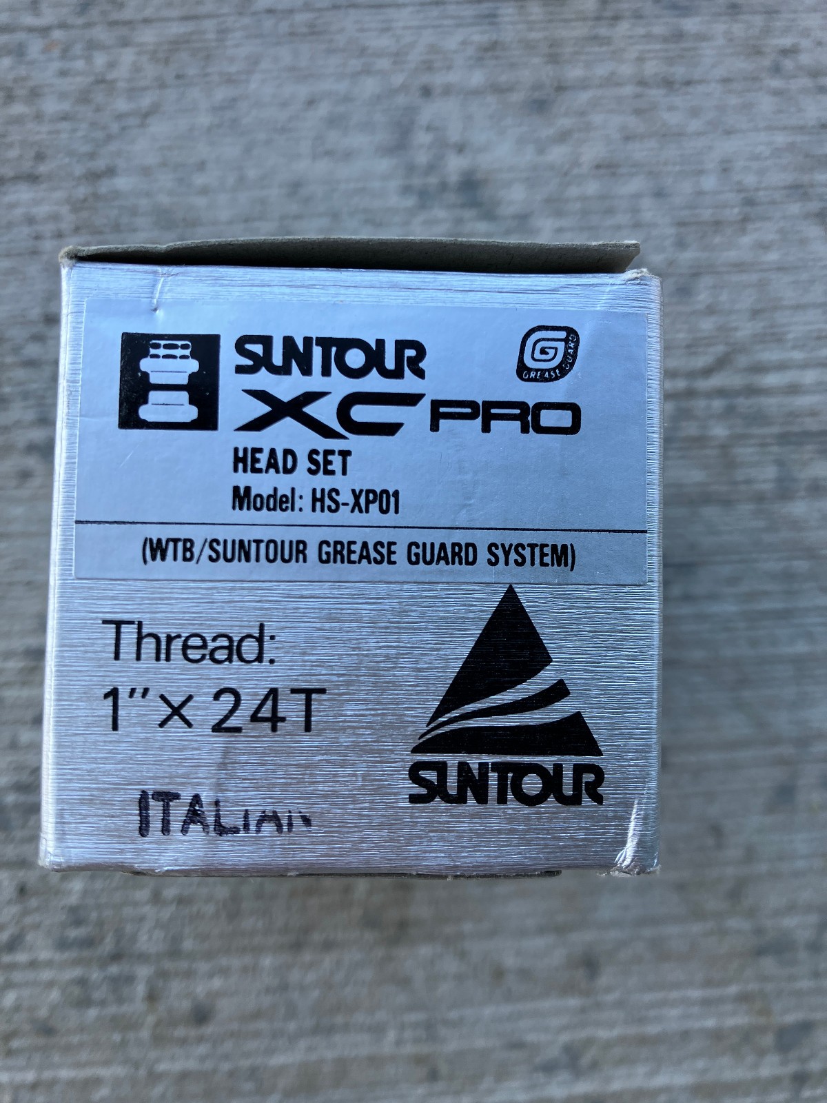 NOS Suntour XC Pro Grease Guard 1" Headset