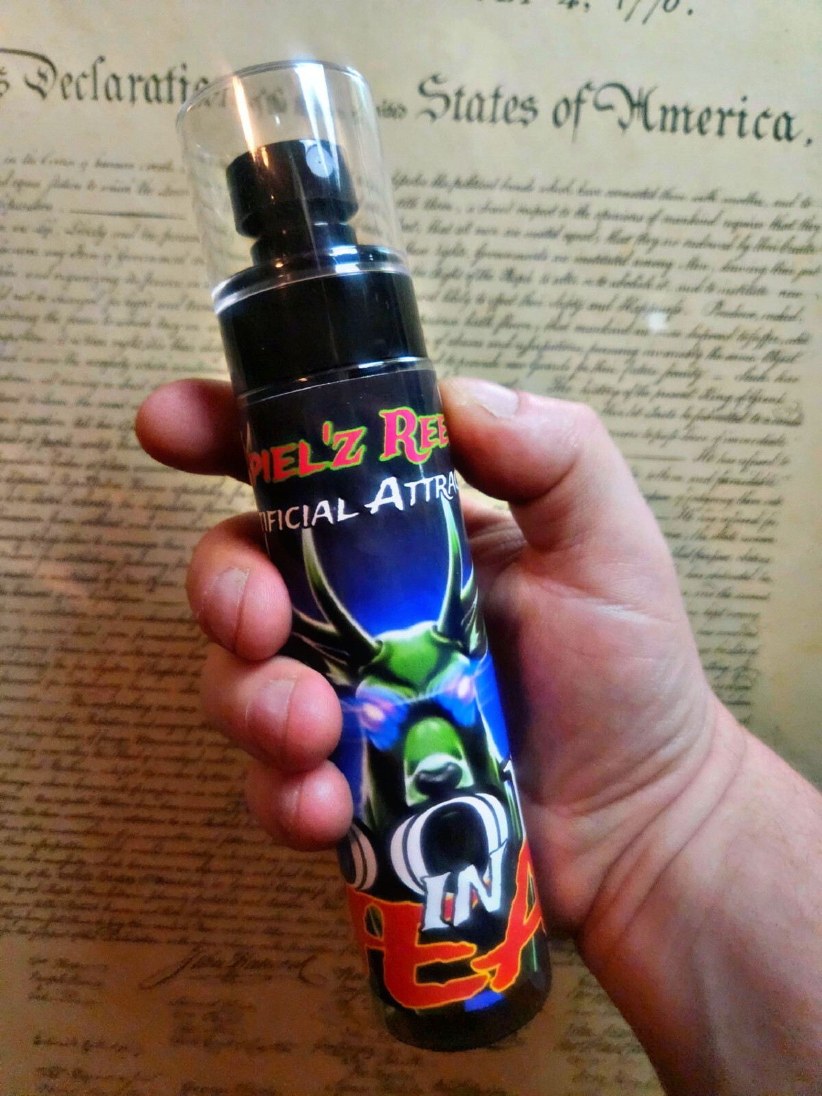 Doe Estrus - Doe In Heat Deer Hunting Artifical Attractant Scent 4 Ounce Spray