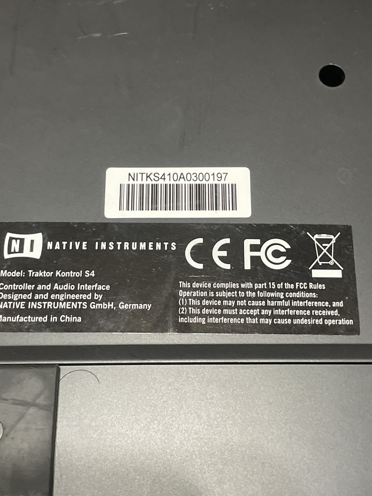 NATIVE INSTRUMENTS TRAKTOR KONTROL S4 DJ Controller NI Tractor Control