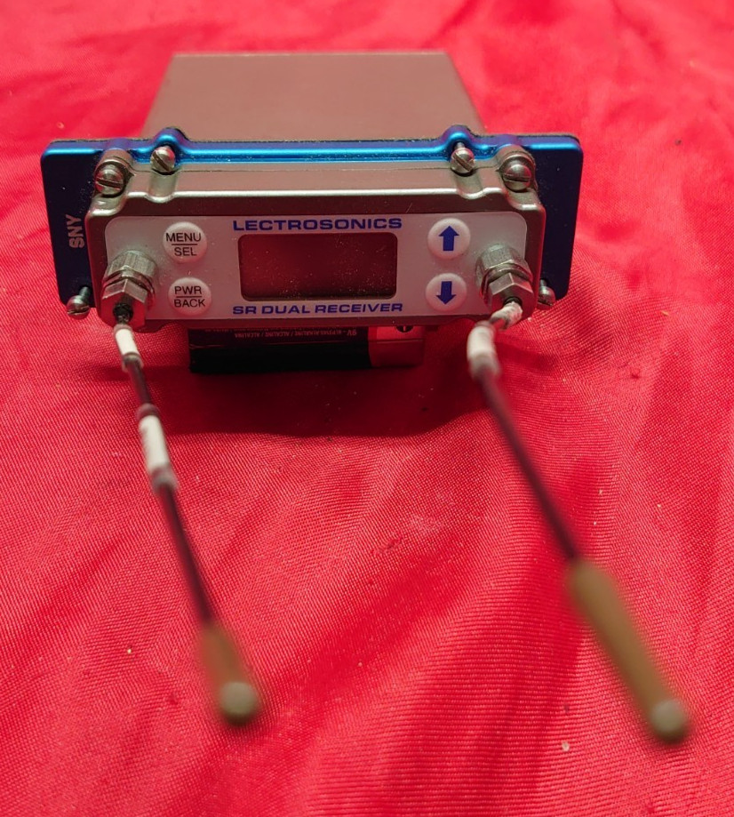 Lectrosonics SRA Dual UHF Receiver - Block 21 (BR) (537.6 - 563.1) MHz FREESHIPP