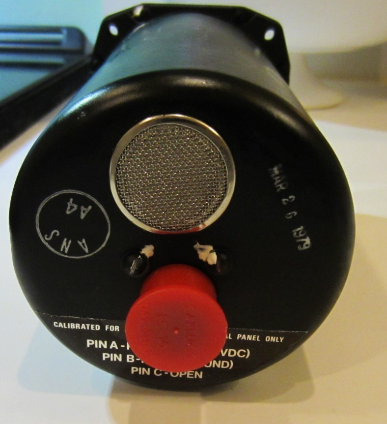 TURN COORDINATOR ANS-50 AEROSONIC NAVIGATION SYSTEMS DENTED AS PICTURED