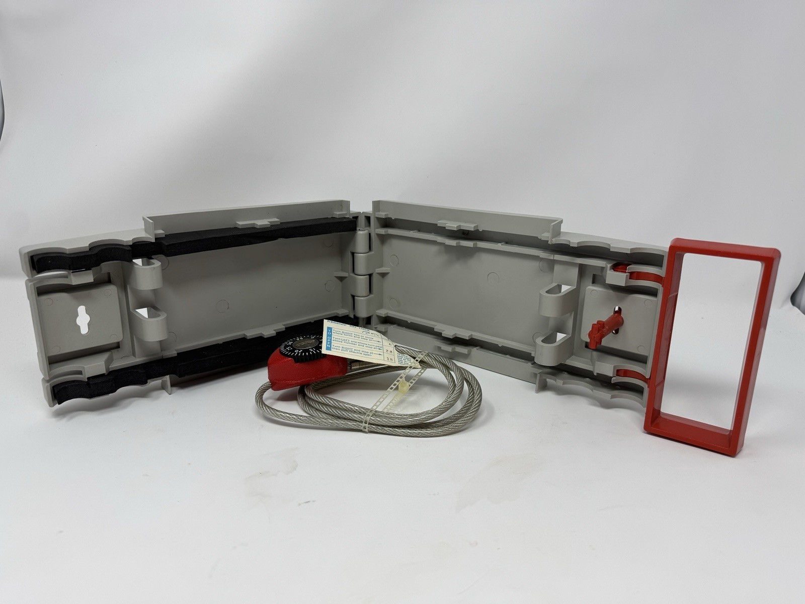 Easy to Carry Skis “Ski Valet” By Allsport  With New Combo Lock & Cable
