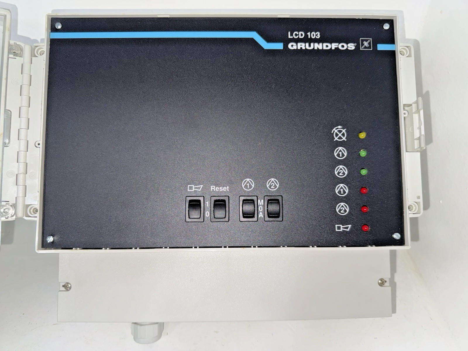 GRUNDFOS Pump Controller LCD 103 96003514 NEW Fast Shipping