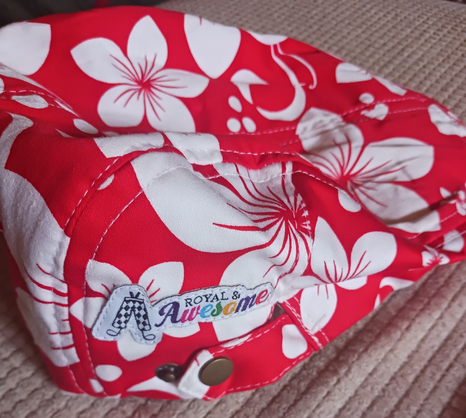 Royal and Awesome Tropics Golf Hat Men`s Tropical Red Palm Flat Cap Adjustable