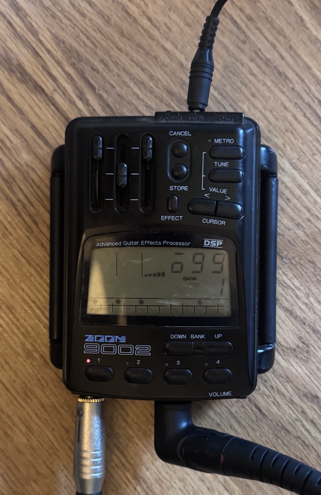 Zoom 9002 - Vintage Guitar Effects Processor - Fully Functional