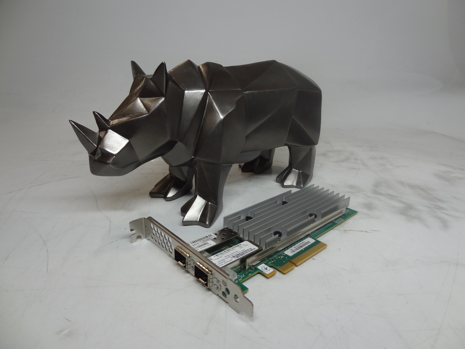 New P22704-001 HP Marvell QL41232HLCU Ethernet 10/25Gb 2-port SFP28 Adapter P227