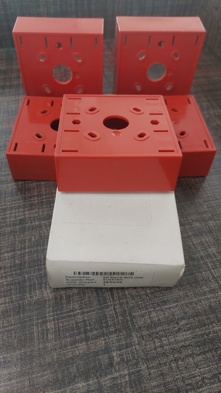 5 pcs!!! TYCO 515.001.021 SR BACK BOX (SR) SUS516W  NEW!!!