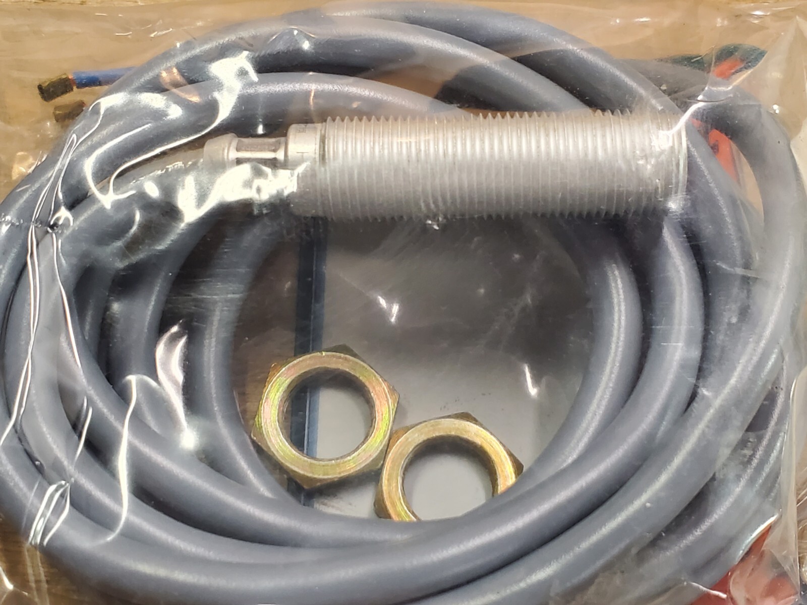 Honeywell Micro Switch 923AA2W-A7T Proximity Sensor, New in box