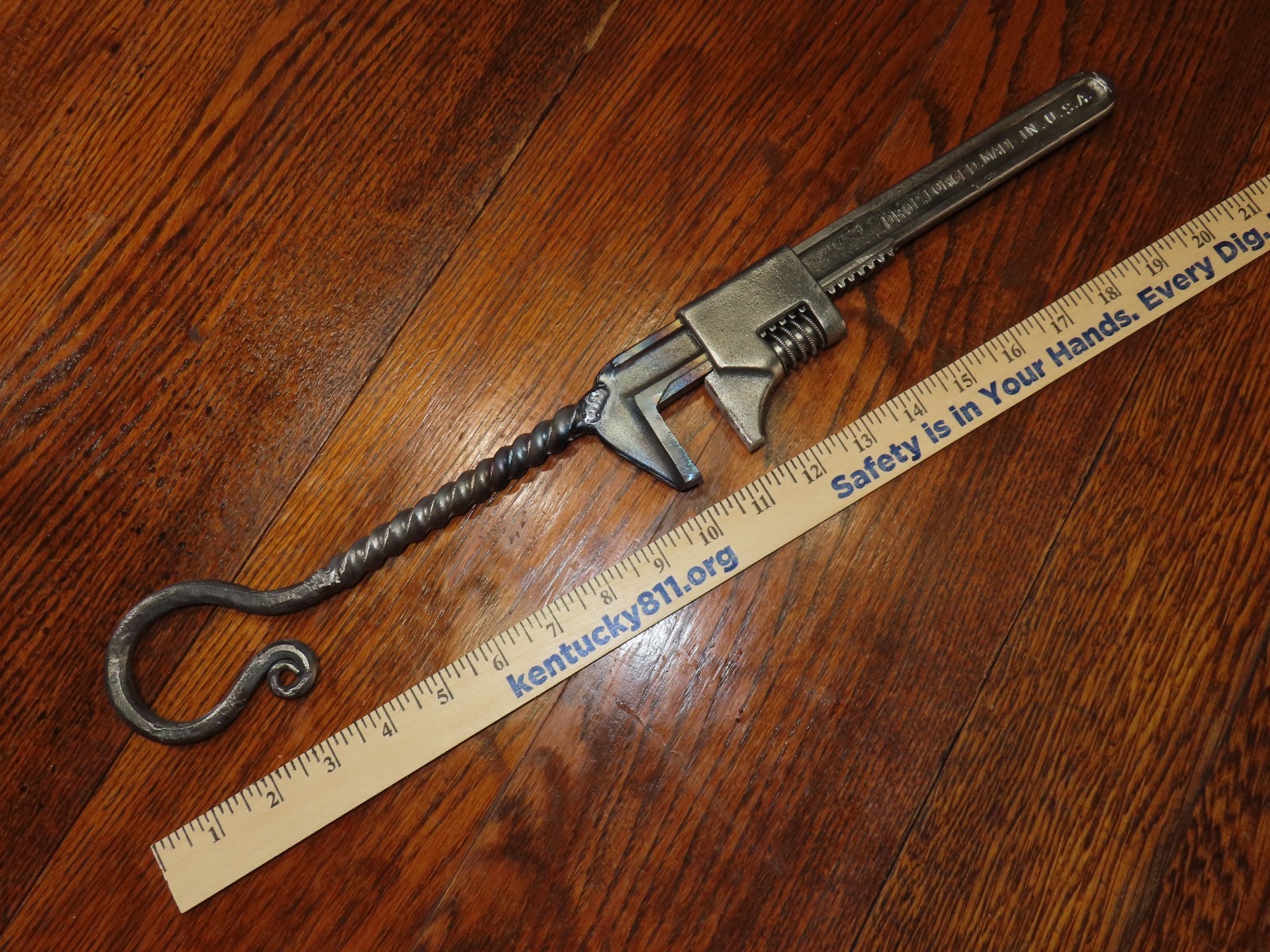 Twisting Wrench** LARGE** 20"  Blacksmith twisting wrench