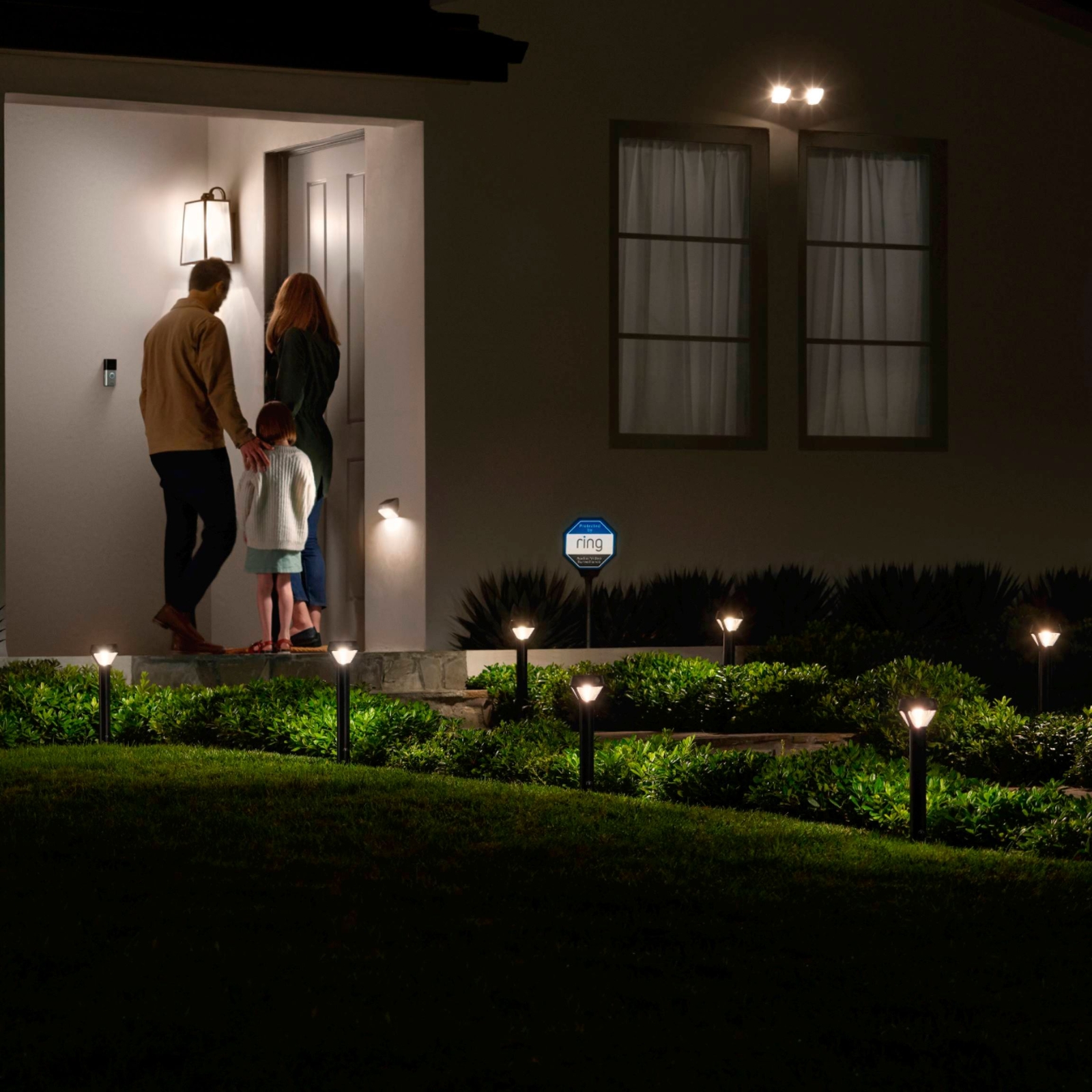 Ring - Outdoor Smart Plug - Black