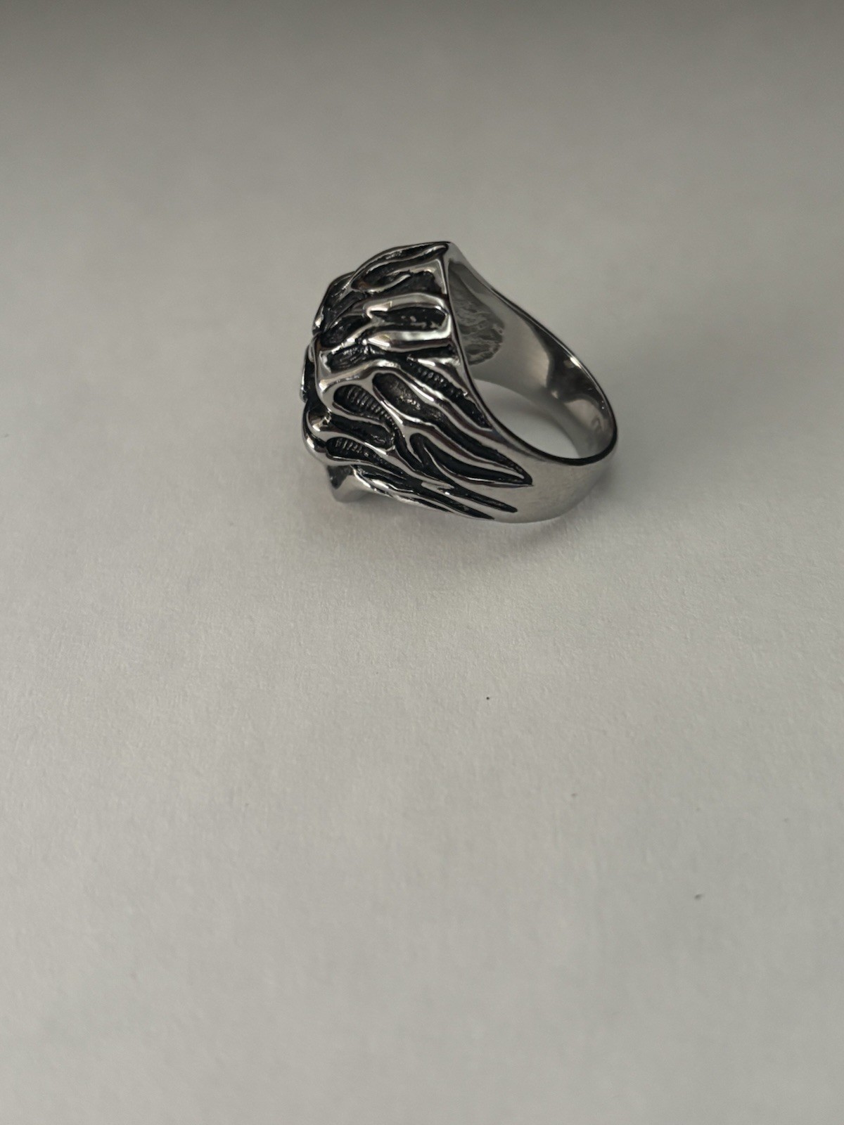 Metal Silver Tone Skull Ring