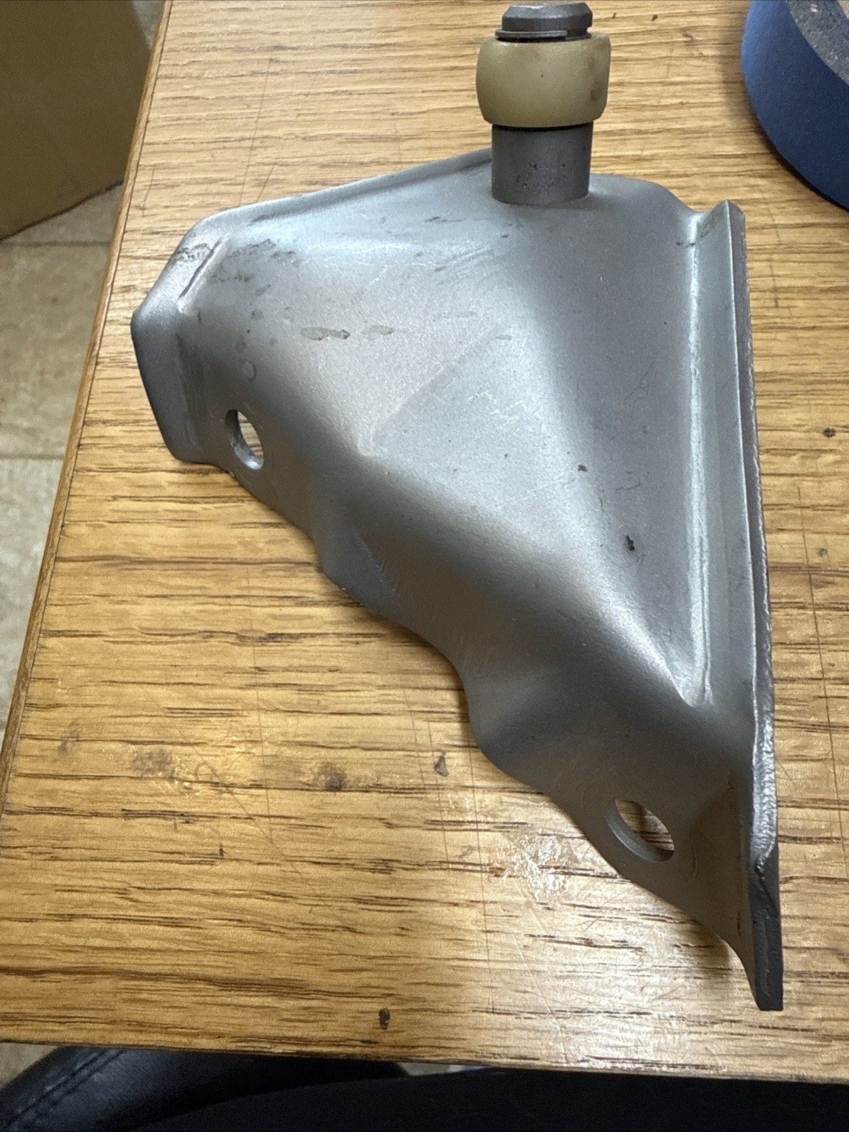 1967- 1979 Ford Truck Z Bar Mount Pivot Bracket MOTOR BELLHOUSING 302 OEM