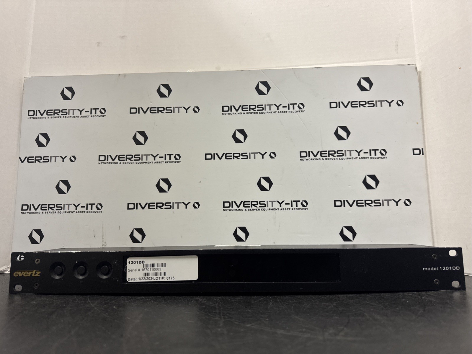 Evertz 1U 1201DD led digital clock