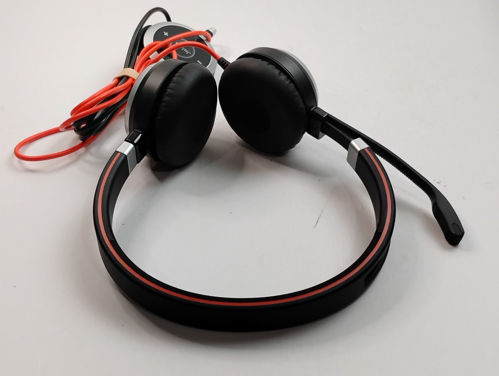 Jabra Evolve 40 Stereo Wired Headset HSC017 With ENC010 USB Controller