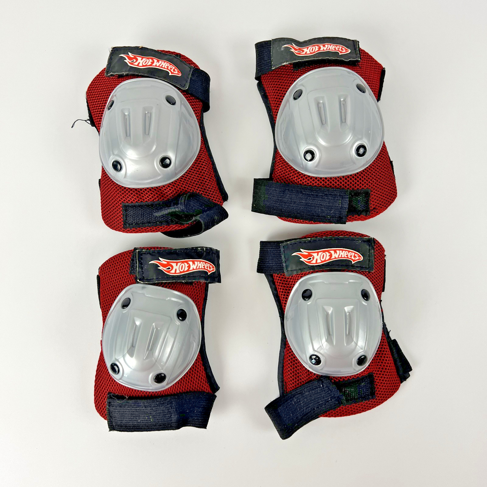 Hot Wheels Knee Elbow Pads Set Lot of 4 Red Silver Mesh Kids Skate Bike Gear
