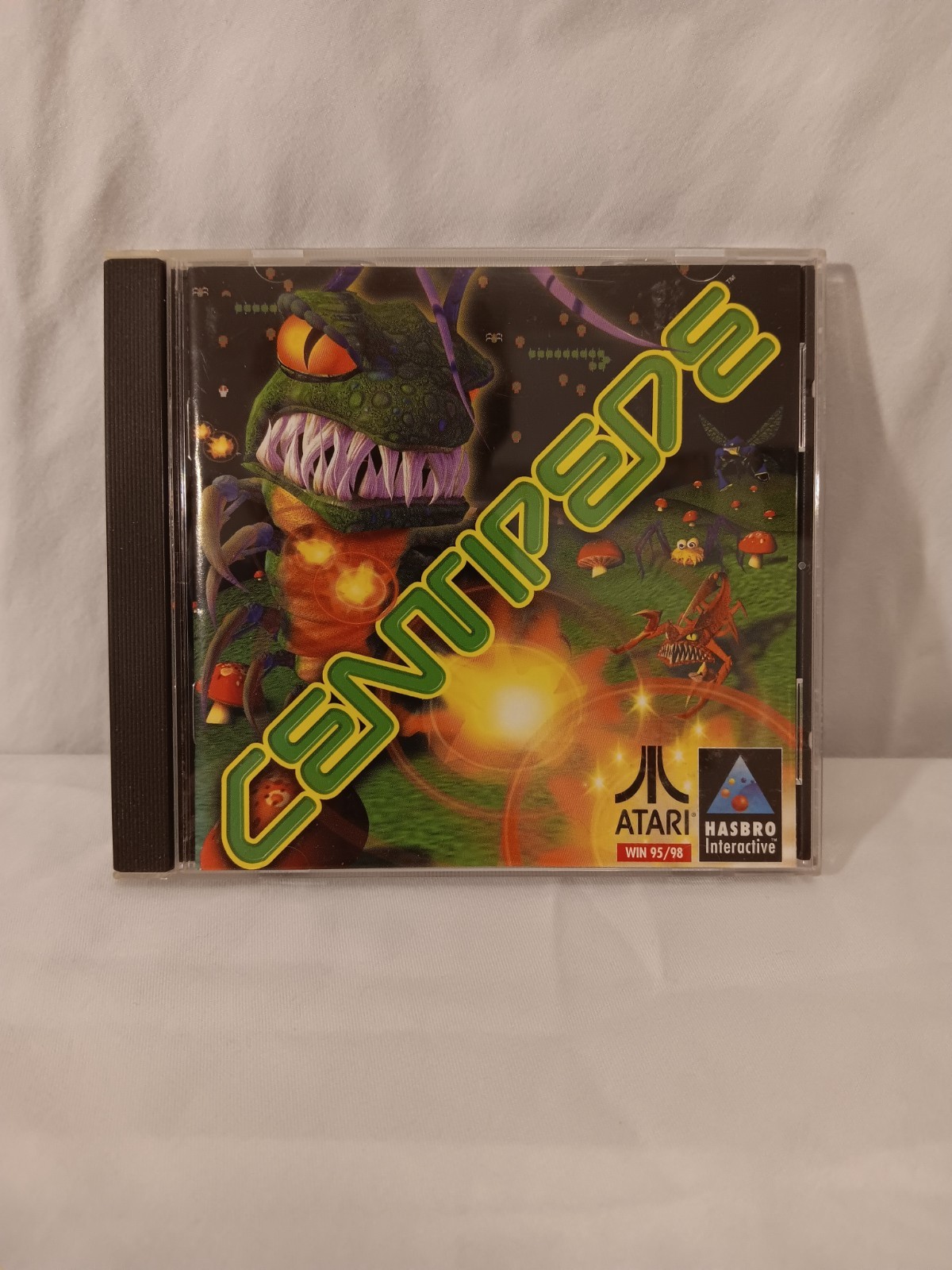 Centipede Arcade Game PC Windows 95/98 CD-ROM Atari Hasbro Microsoft 1998