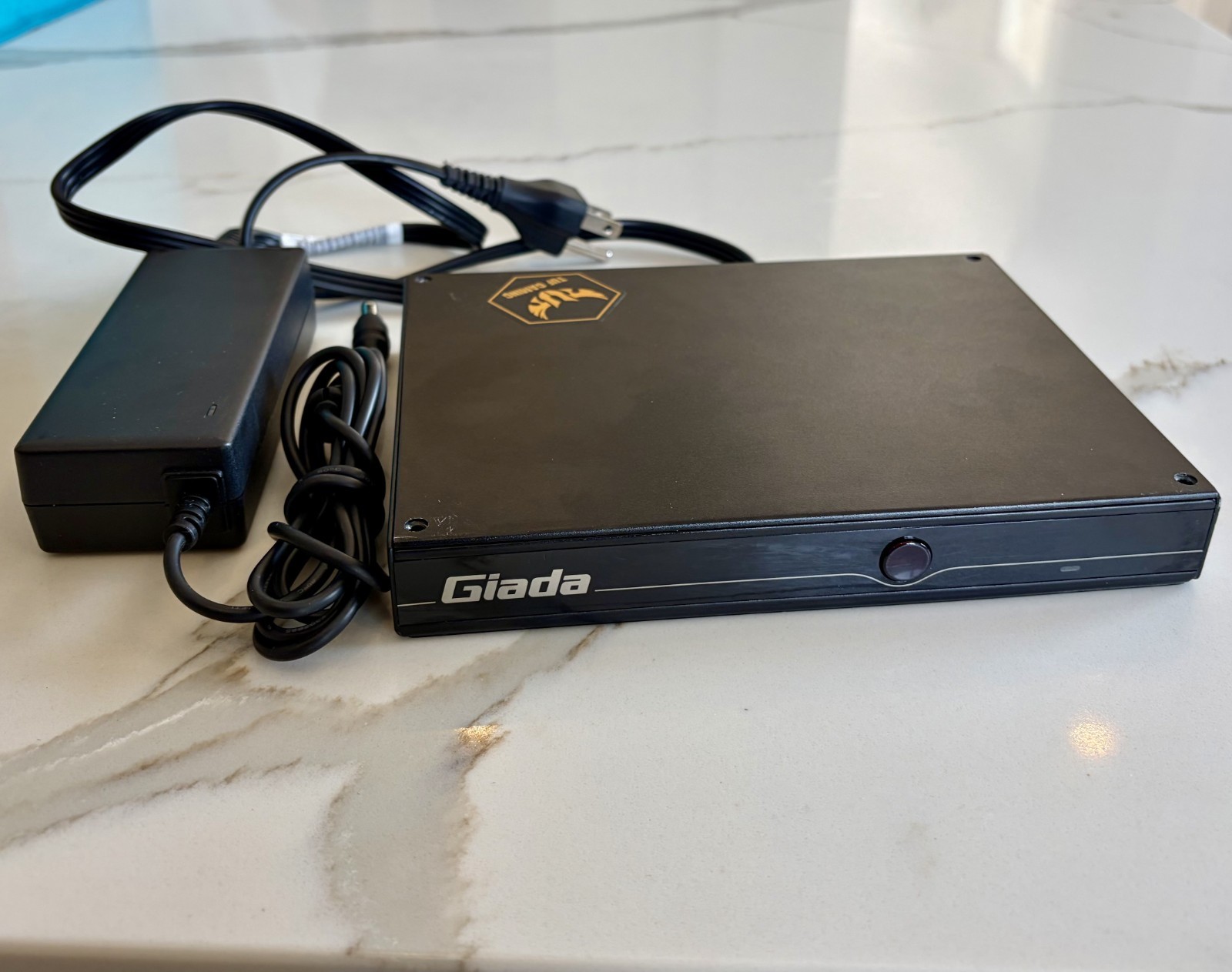 Giada F106D Fanless Embedded Mini PC Digital Signage Media Player RoHS