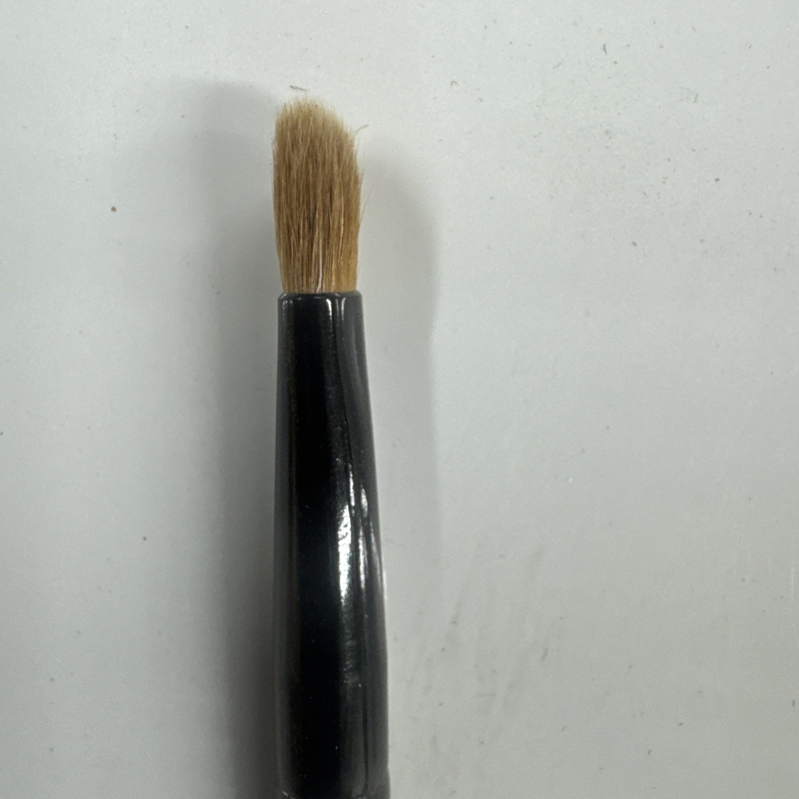 BASIC BEAUTY EYE SMUDGE BRUSH *