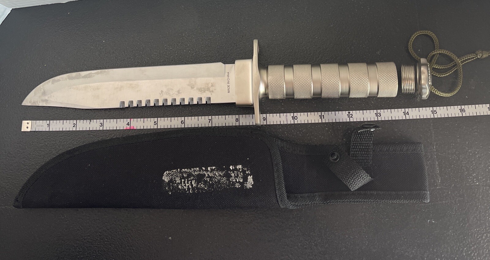 Gordon 14in Survival Knife With Nylon Sheath