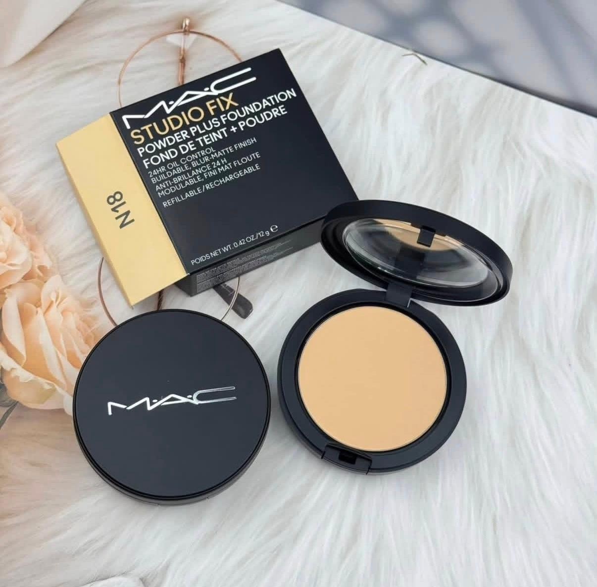 M.A.C studio fix powder plus foundation