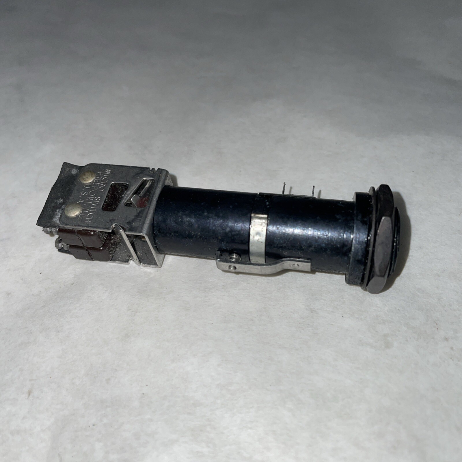 Honeywell 52PB67-T2 Micro Switch Pushbutton Assembly NOS New Open Box