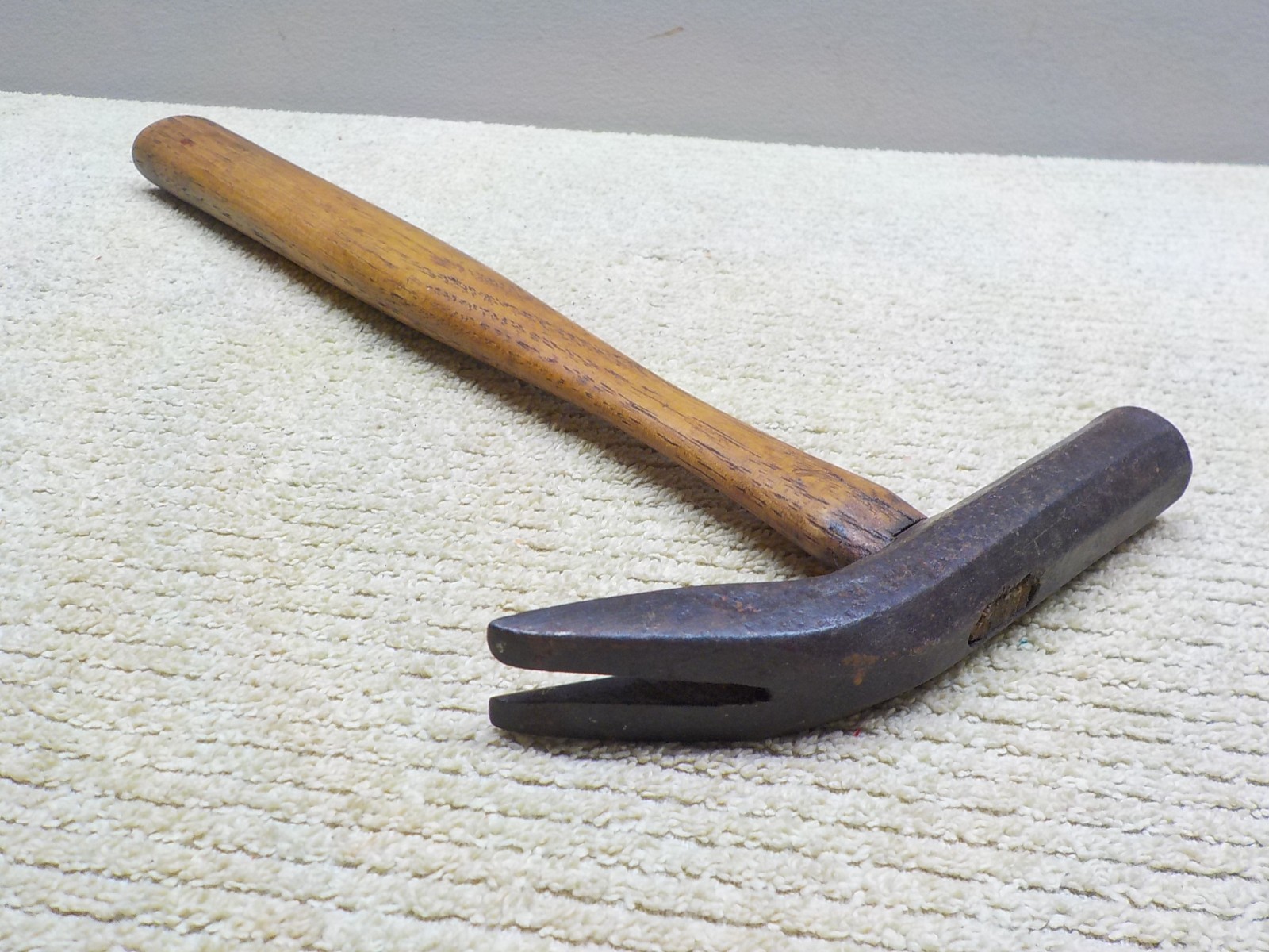 Vintage Cobbler's Tack Hammer Curved "Duck-Bill" 11 1/4"