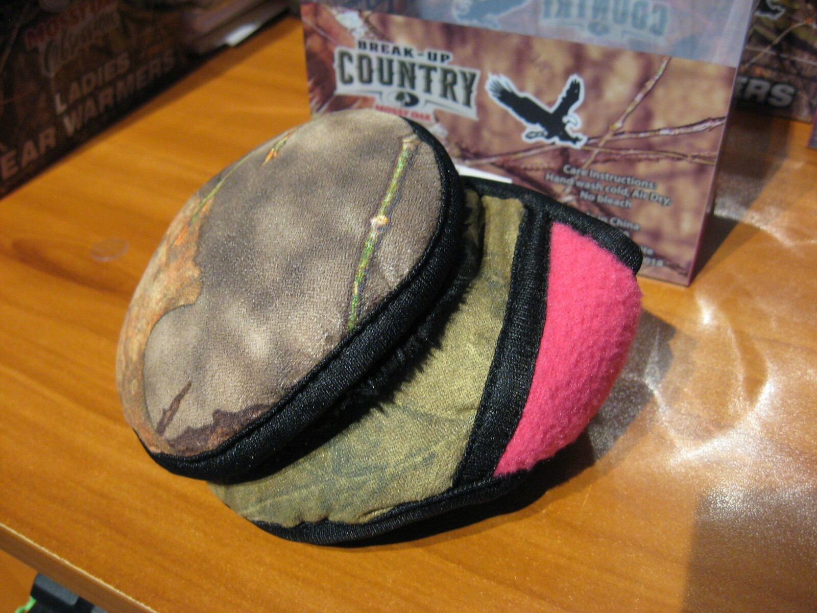 Ladies Mossy Oak Ear Warmer Muffs Break-Up Camo & Pink OSFM Women's Hunting Hat